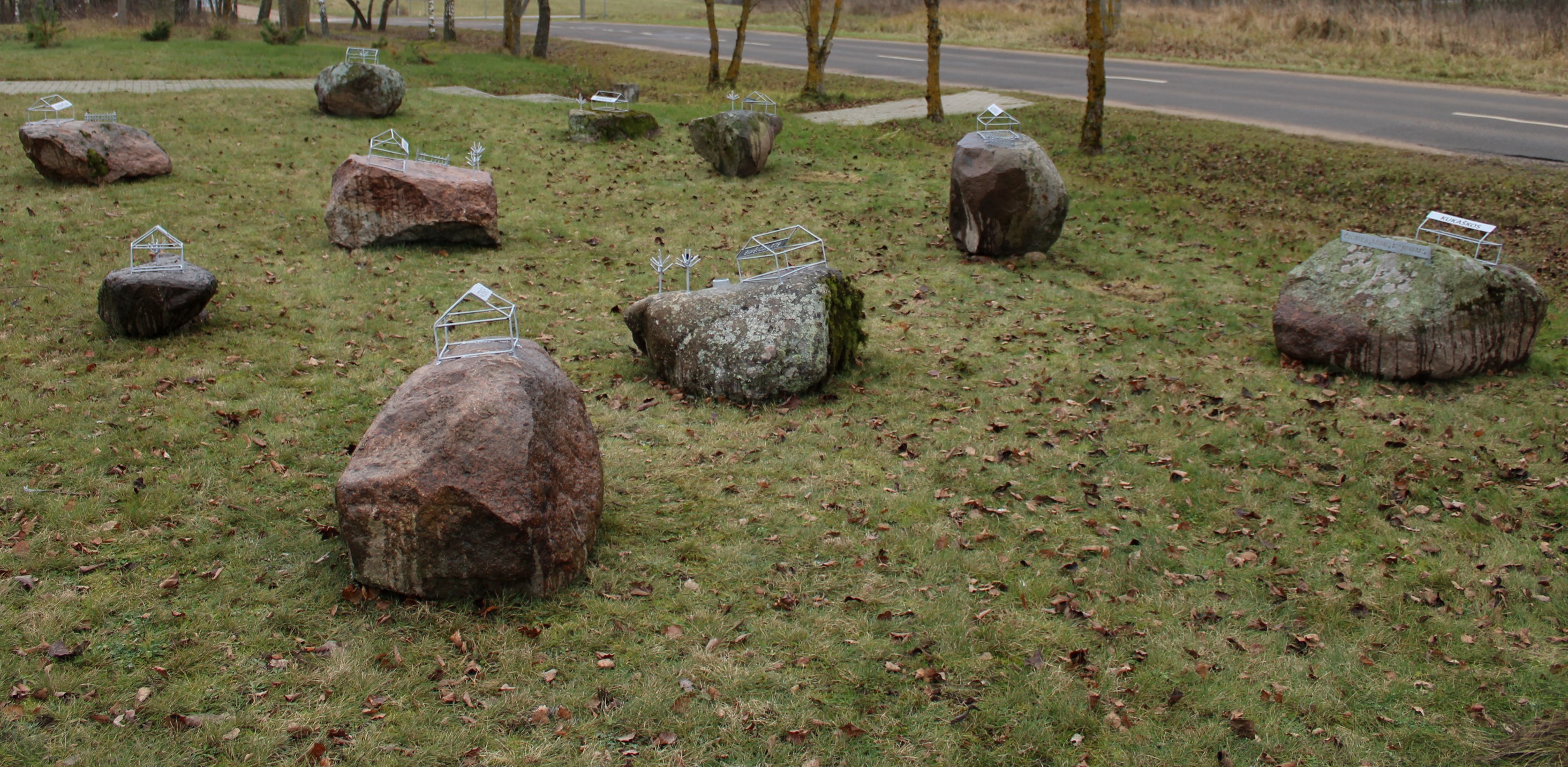 Išnykusių kaimų atminties parkas Mačionyse.