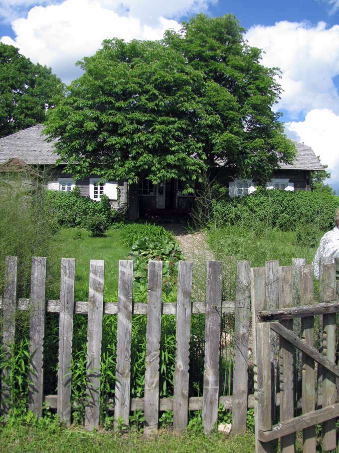 Didžiulių memorialinė sodyba-muziejus Griežionėlių kaime.