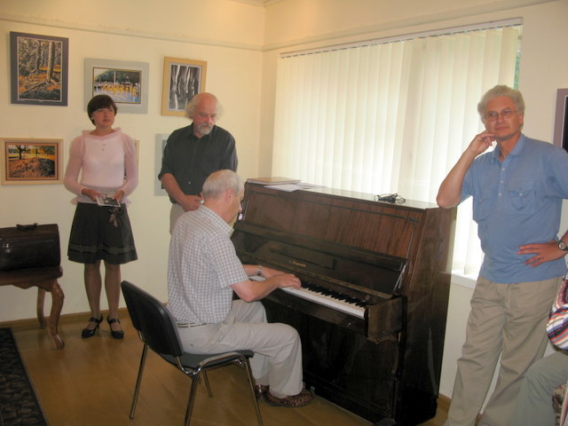 Parodos atidarymo metu koncertuoja pianistas Balys Meldaikis