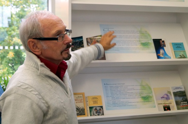 Bronius Šablevičius Anykščių bibliotekoje.