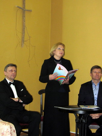 Eilse skaito Vera Vasiljeva