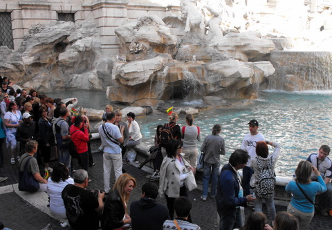 Roma, Trevi fontanai
