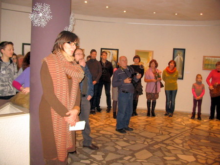 Kolegų parodą pristato Rūta Pelegrimienė.