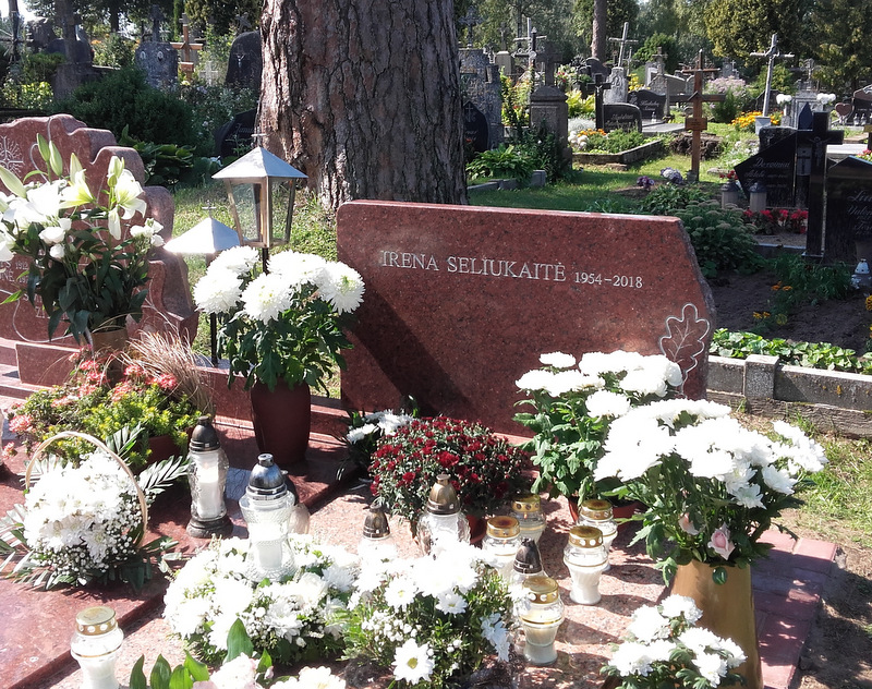 I. Seliukaitės kapas Tverečiaus kapinėse. L. Klimkos nuotrauka.