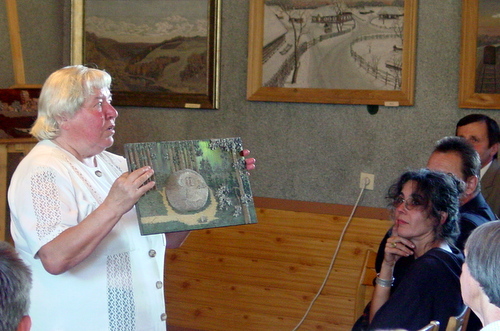 Mokytoja A. Daugilytė išsaugojo vieną pirmųjų S. Petraškos paveikslų.