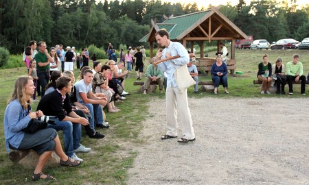 Naktigonės dalyviams žinių apie arklius atnešė Arklio muziejaus vedėjas Mindaugas Karčemarskas.