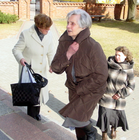 M. A. Mackelaitė po 25 metų vėl atvyko į Anykščius ir įžengė į bažnyčią.