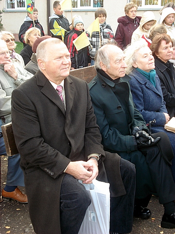 Renginyje (iš kairės) V. Račickas, F. Jakšys, M.Telksnytė.