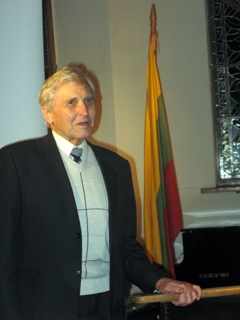 A. E. Čižas