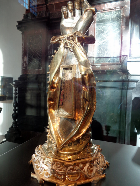 Relikvijorius.
