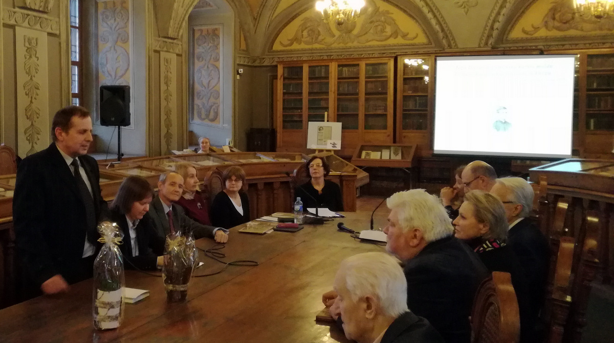 Studiją apie Antano Baranausko knygas pristato autoriai.