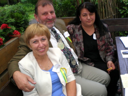 Gegužinėje - J. Baublienė, J. Šimėnas ir R. Virbalienė.